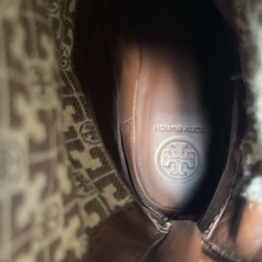 TORY BURCH ADELINE 21MM ALMOND BROWN TUMBLED LEATHER RIDING BOOTS W7 - Picture 6 of 14